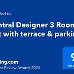 Central Designer 3 Room Apt With Terrace & Parking