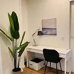 Central Designer 3 Room Apt With Terrace & Parking